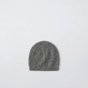 Zara Baby cashmere Gray Knit Beanie. NWOT